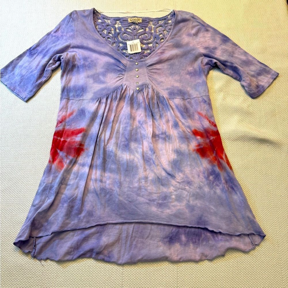 NWT one world hippie bohemian tye dye top lace back panel metal stud  size S